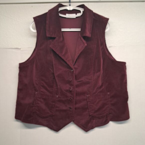 Denim&Co Jackets & Blazers - Denim & Co Burgundy Corduroy Button Up Vest Women's 1X